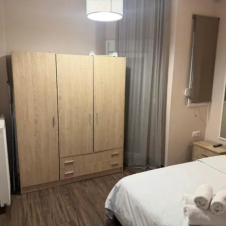 Apartment Oasis Next To Valaoritou