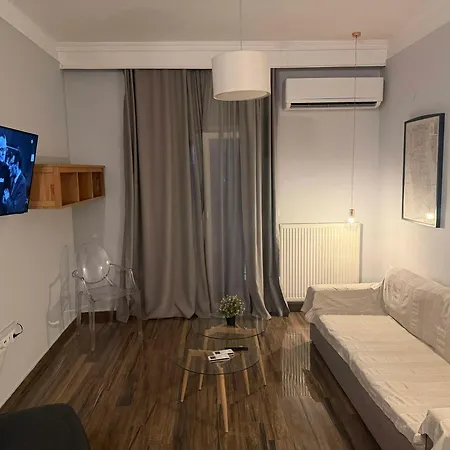 Apartment Oasis Next To Valaoritou *