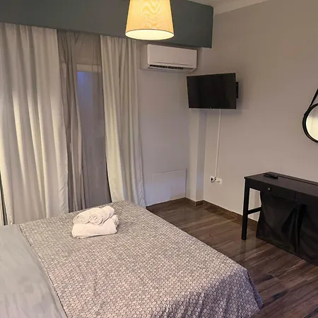 Apartment Oasis Next To Valaoritou *